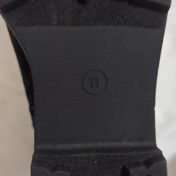 Universal Thread Taci Suede Boots with Memory Foam Insole, Color Black Size 11 - Picture 12 of 16